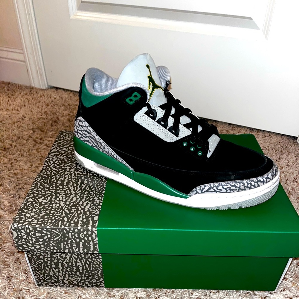 Jordan Pine green 3s